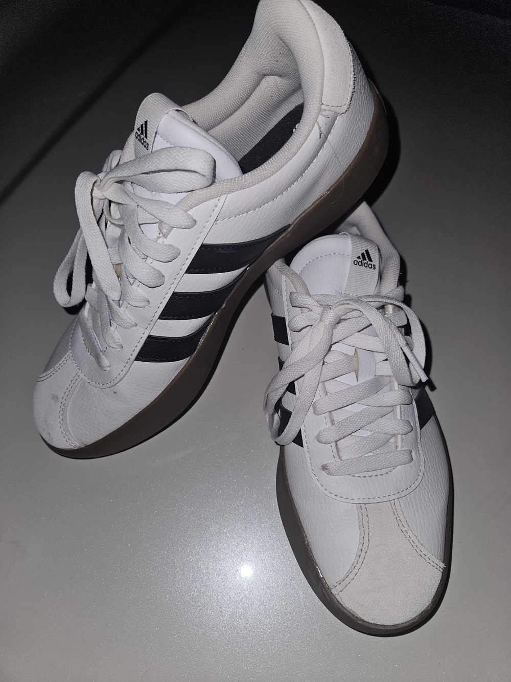 Adidas VL Court 3.0 (specifically the Cloud White / Core Black / Gum colorway).